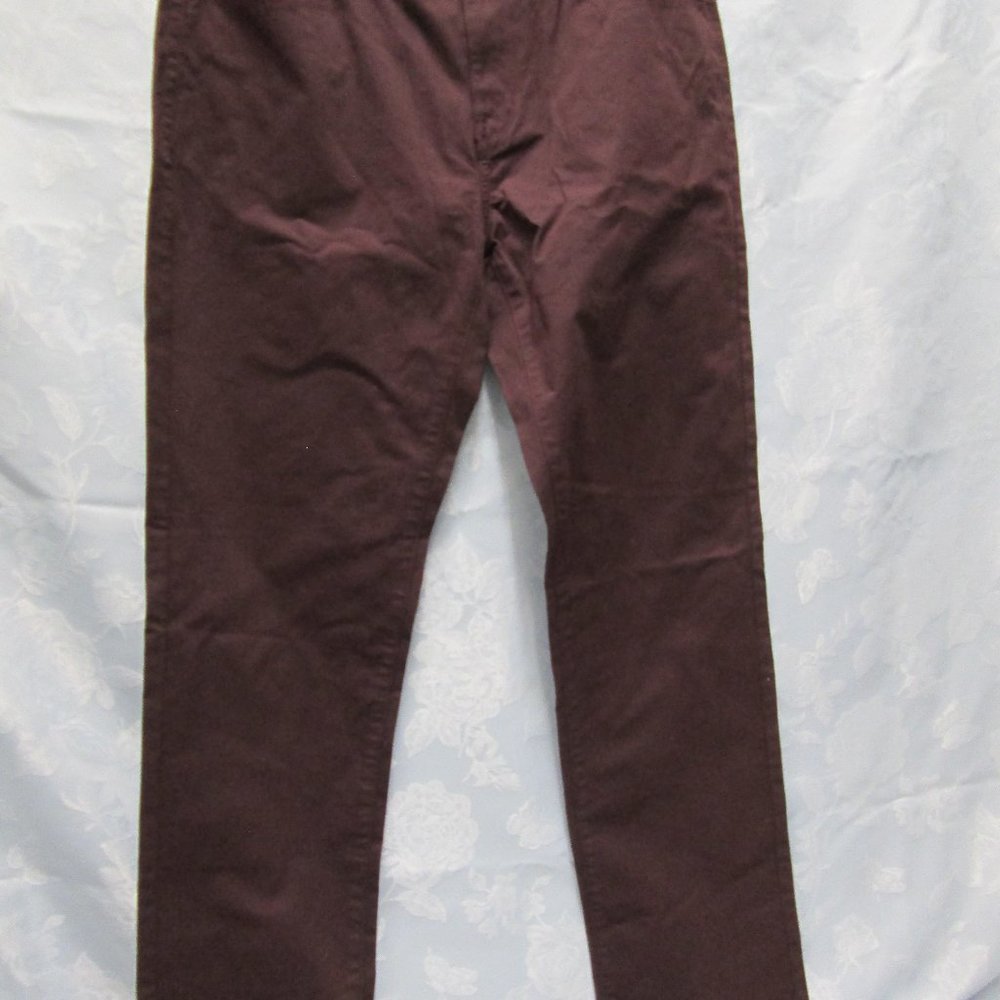 PERRY ELLIS PORTFOLIO